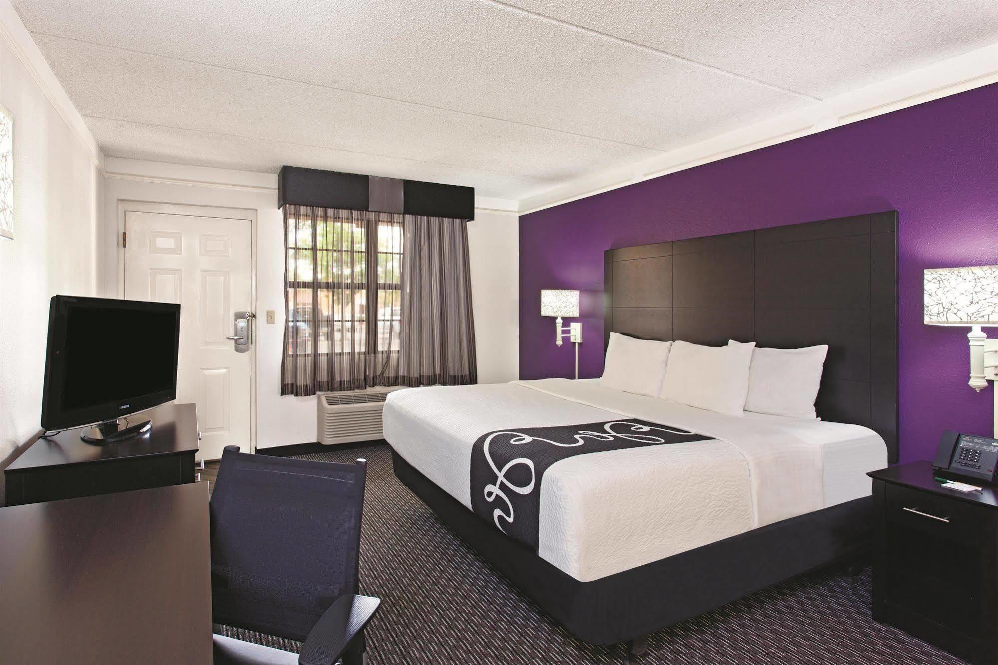 La Quinta By Wyndham Clifton/Rutherford Kültér fotó